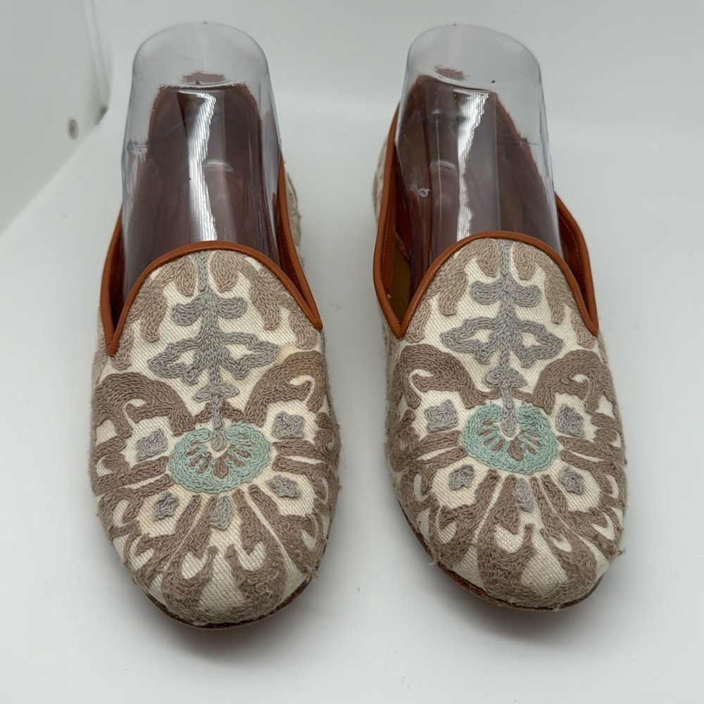 Ramon Tenza Ukraine Embroidered Floral & Leather Loafers Slip on Flats Size 7.5